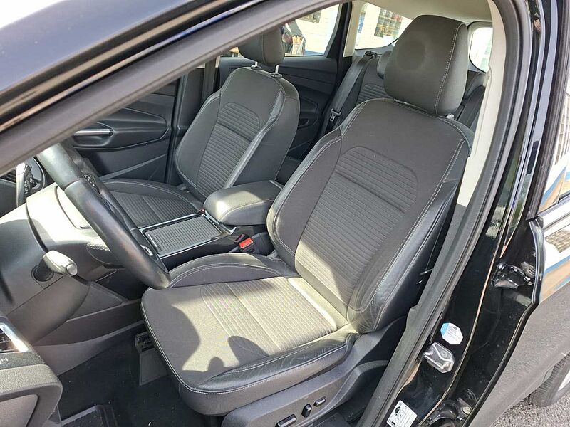 Ford Kuga Titanium AHK Navi WiPa