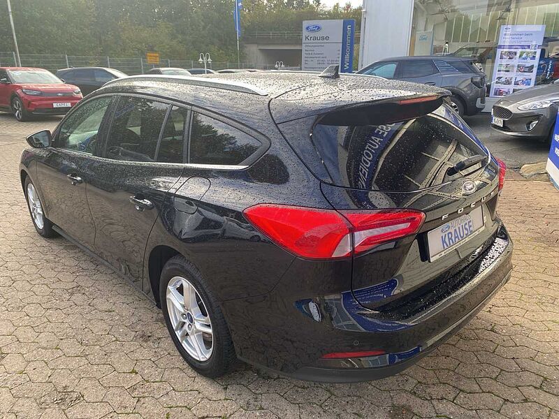 Ford Focus Cool&Connect Hybrid AHK
