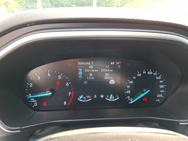 Ford Focus Cool & Connect