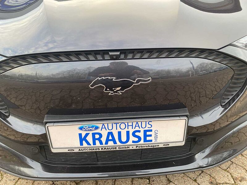 Ford Mustang MACH-E Extended Range Pano Technopak.