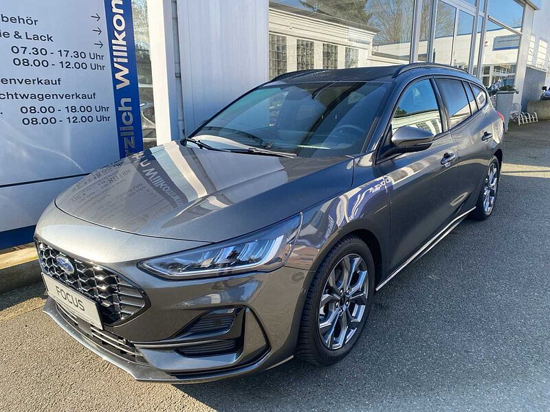 Ford Focus ST-Line X Automatic AHK