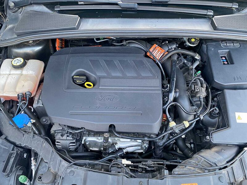 Ford Focus Titanium Automatic Neuer Motor