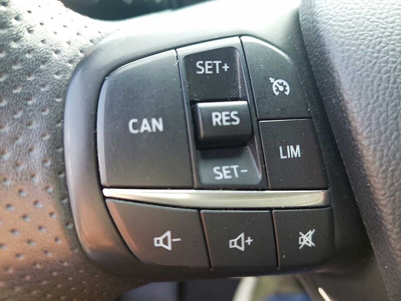 Ford Focus Turnier ST-LINE LED Navi 110kw AHK