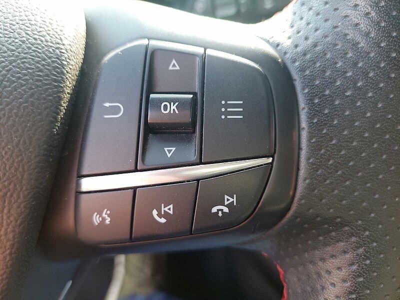 Ford Focus Turnier ST-LINE LED Navi 110kw AHK