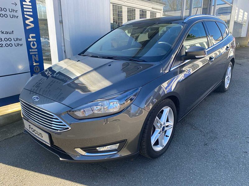 Ford Focus Titanium Navi AHK 70TKM