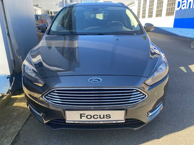 Ford Focus Titanium Navi AHK 70TKM