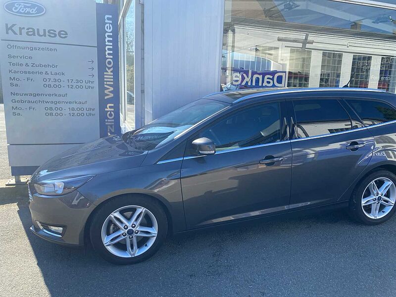 Ford Focus Titanium Navi AHK 70TKM