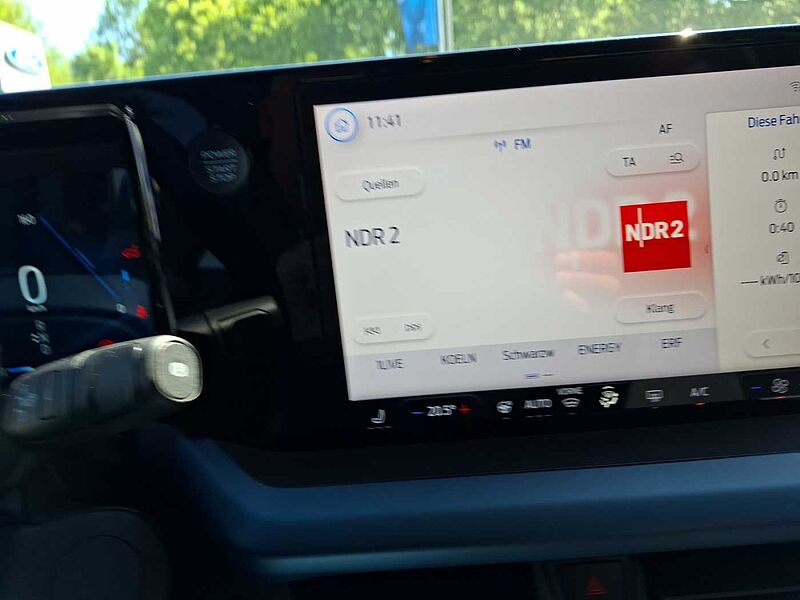 Ford Tourneo Courier Active Elektro 2 TKM