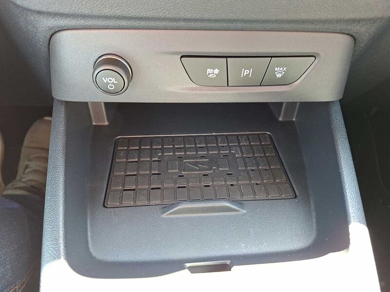 Ford Tourneo Courier Active Elektro 2 TKM