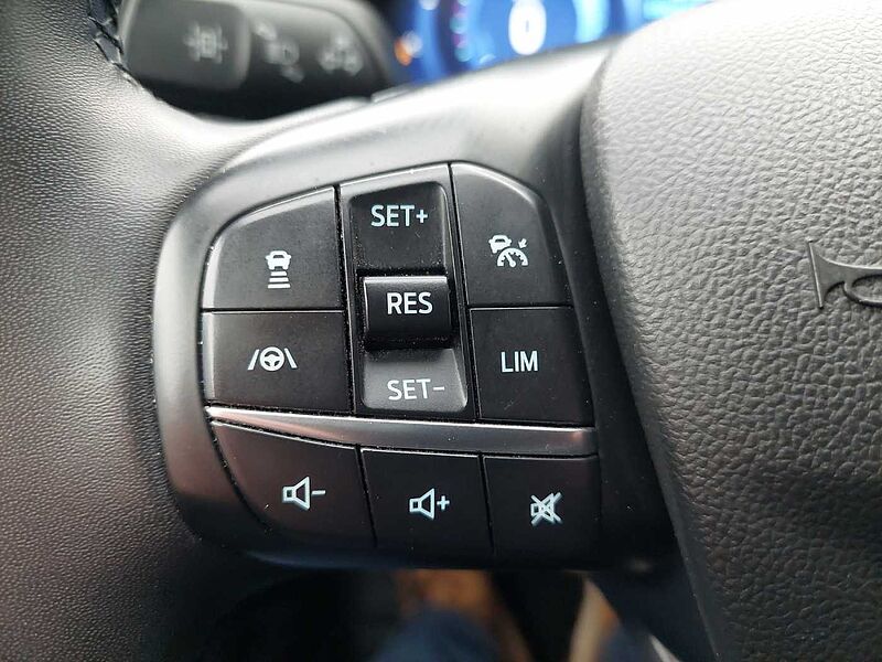 Ford Kuga Titanium PHEV AHK