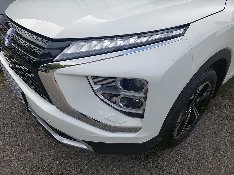 Mitsubishi Eclipse Cross Plug-in Hybrid Plus AHK 1. Hand