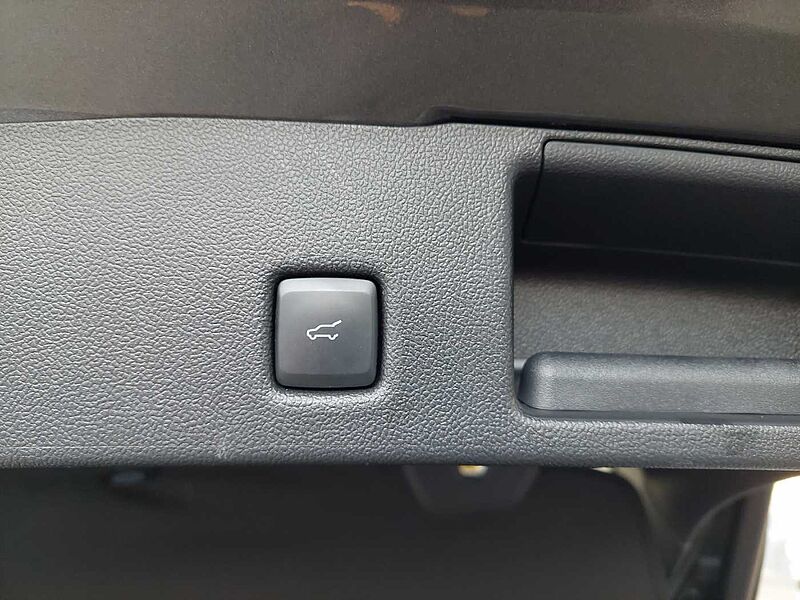 Ford Kuga ST Line X 1. Hd. B&O Headup