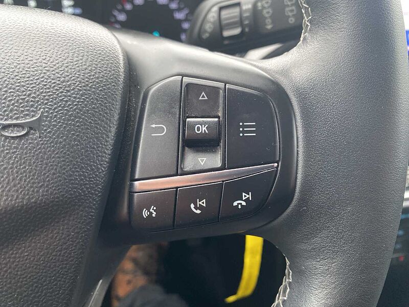 Ford Fiesta Cool&Connect  Navi Wipa