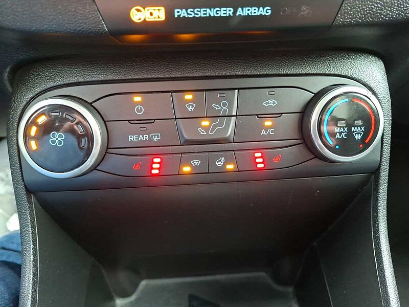 Ford Fiesta Cool&Connect  Navi Wipa