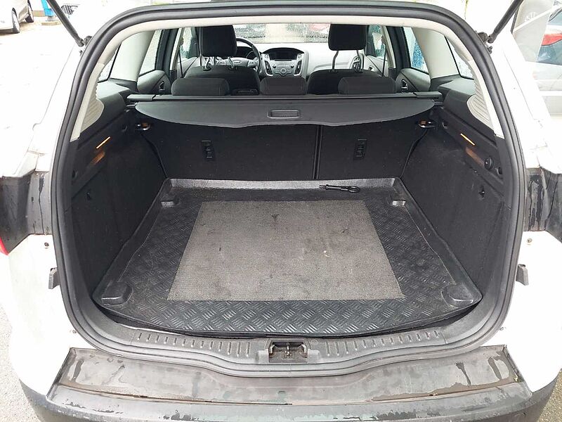 Ford Focus Turnier Business Klimaautom. LM