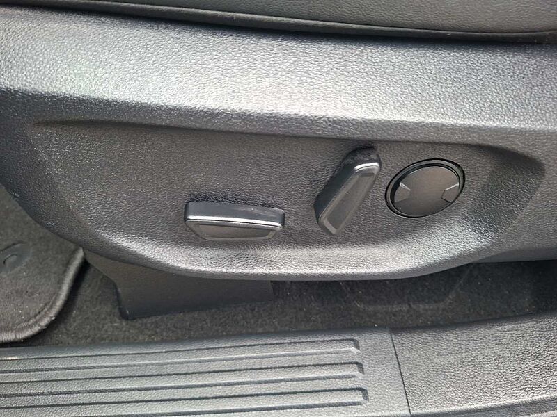 Ford Ranger Wildtrak e-4WD DoKa AHK Techno-Pak 1.Hand