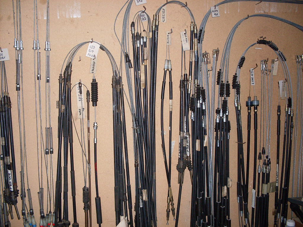 Handbremsseile / Kupplungsseile / Gasseile error_file_does_not_exist