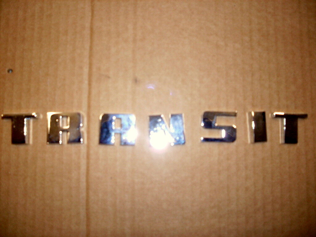 Chromschriftzüge und Embleme error_file_does_not_exist